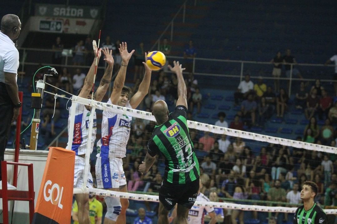 Em jogo equilibrado, Vôlei Renata vence Montes Claros América pela Superliga Masculina
