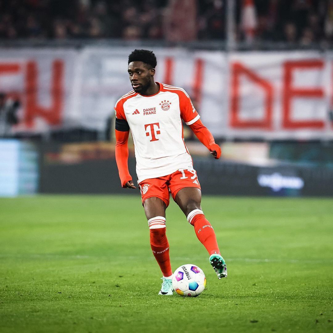 Davies não renovará com o Bayern e tem acordo verbal com o Real Madrid, diz jornal