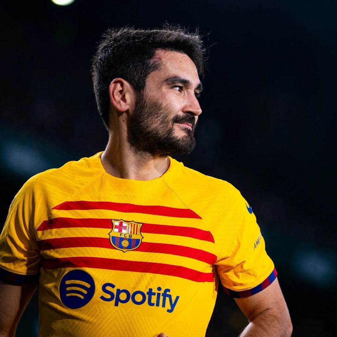 Astro do Barcelona contrata titular do Atlético em jogo de simulação de futebol