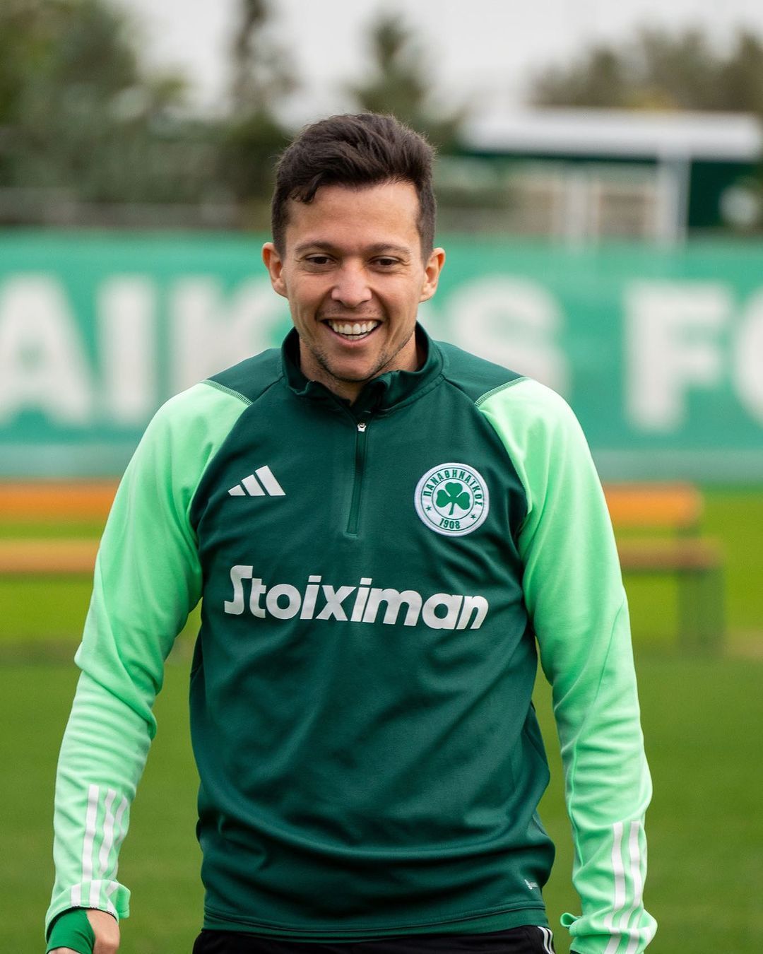 Presidente do Atlético revela detalhes da negociação para contratar Bernard