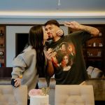 Esposa de Paquetá mostra 'regalias' de familiares em time da Premier League