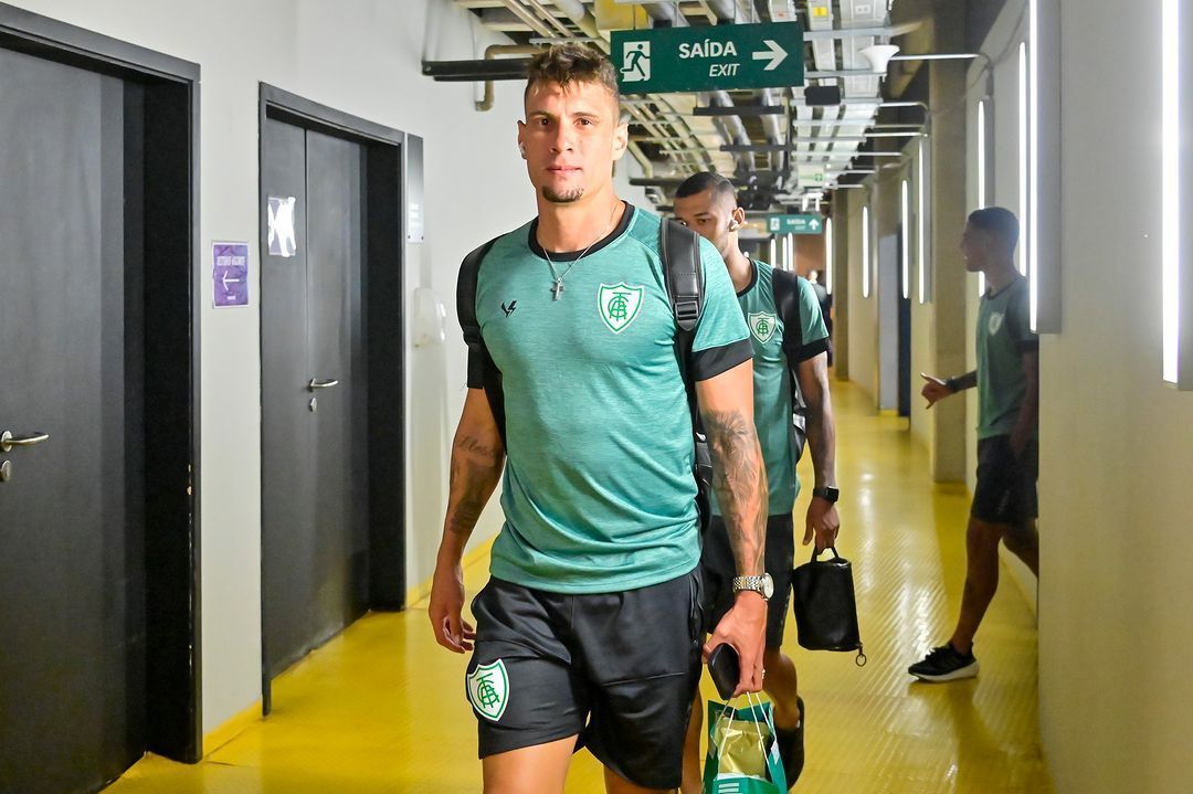 América tem baixa de última hora, e Moisés é desfalque em clássico contra o Atlético