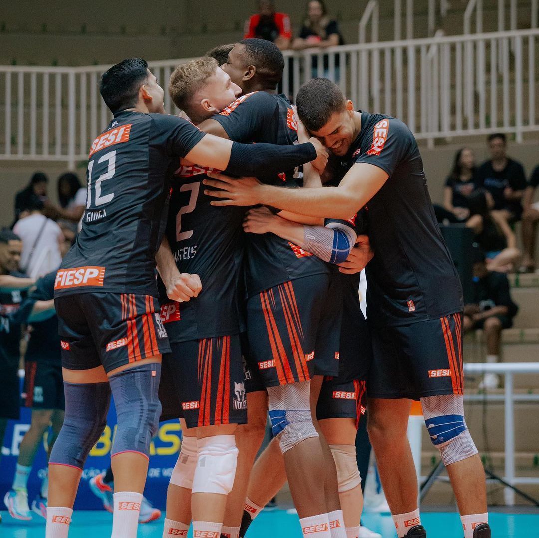Em cinco sets, Sesi Bauru vence Araguari e decidirá vaga em casa