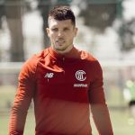 Goleiro brasileiro surpreende e é artilheiro de equipe do México em 2024