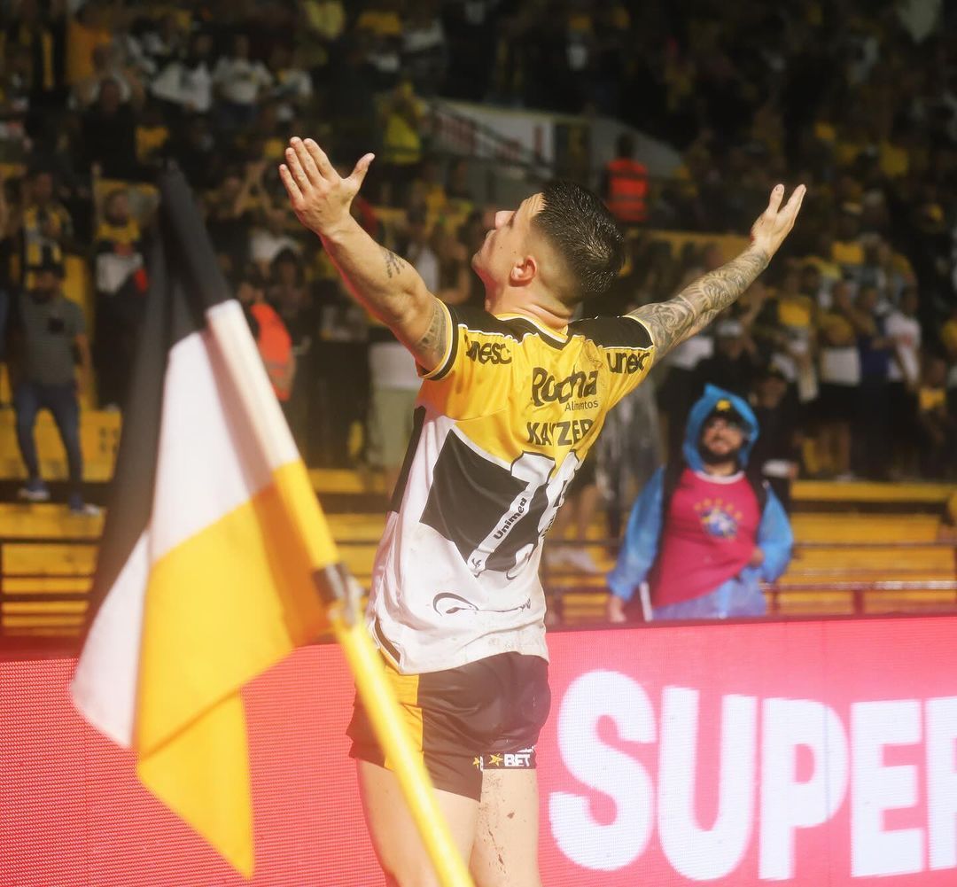 Adversário do Atlético, Criciúma amplia receitas e tem número expressivo de sócios