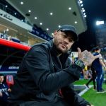 Ex-Barcelona revela preferir Neymar a Messi: 'Meu favorito'