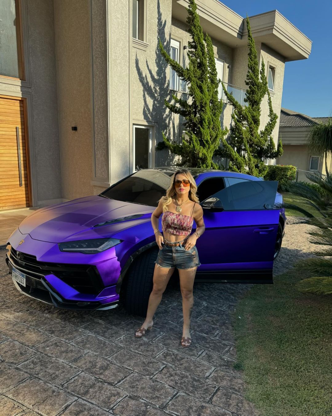 Conheça o carro de R$ 4 milhões que foi um dos pivôs da prisão de Deolane