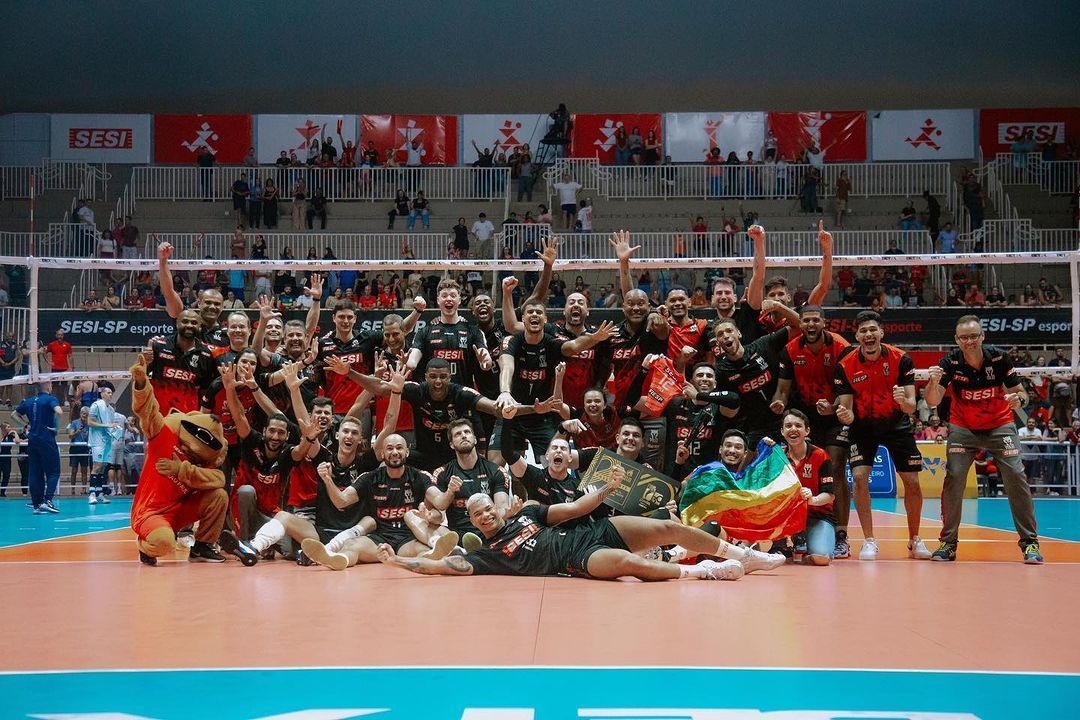 Sesi Bauru atropela Campinas e é campeão da Superliga Masculina de Vôlei