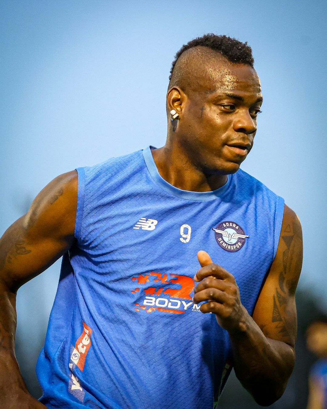 Corinthians aprova valores pedidos por Balotelli e 'passa a bola' ao financeiro