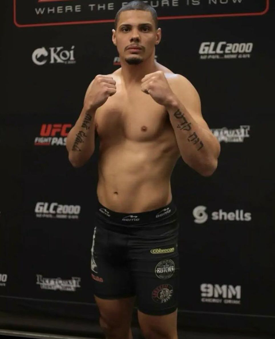 Brasileiro revela por que desistiu de luta no vestiário; Dana White manda recado
