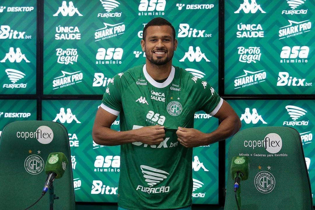 Clube da Série B apresenta atacante com longa passagem pelo futebol europeu