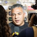 Clube da Série B anuncia demissão de técnico após menos de quatro meses de trabalho