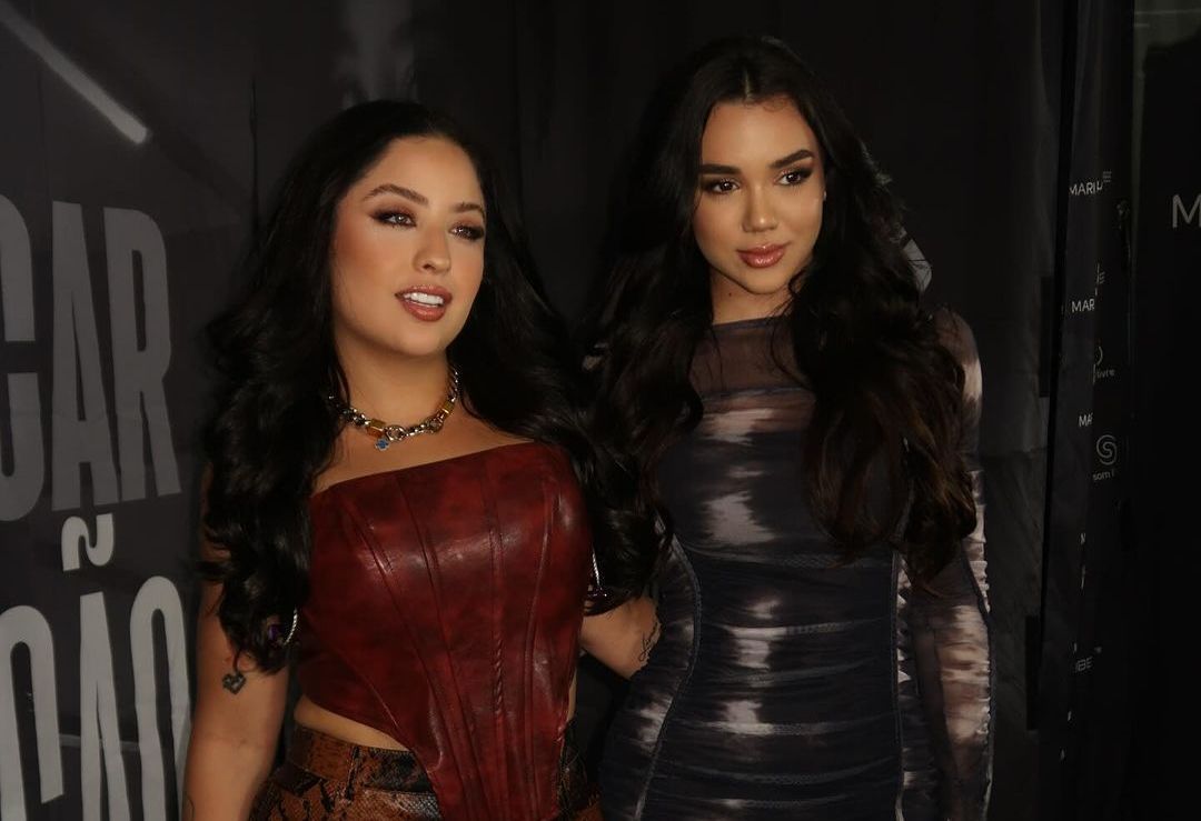 Mari Fernandez celebra relacionamento com Júlia Ribeiro: 'Estou superfeliz'