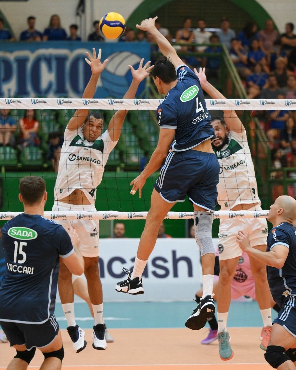 Sada Cruzeiro vence Goiás sem sustos e se isola na liderança da Superliga