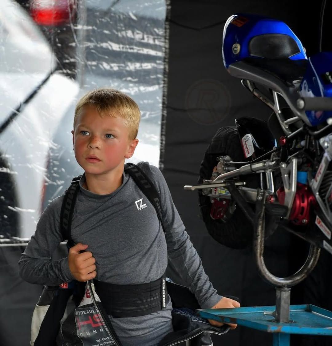 Promessa do motociclismo morre aos 7 anos após acidente em treino na Holanda