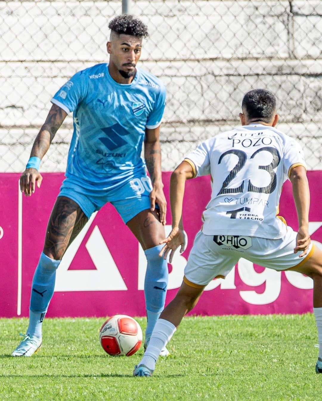 Fora dos planos do Atlético, atacante é procurado por clubes do Brasileirão