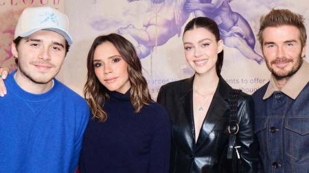 Brooklyn, Victoria, Nicola e David Beckham