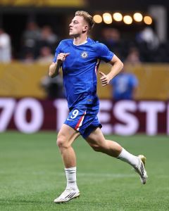 Novo reforço do Chelsea, Liam Delap, ganhou comparações com ex-jogador do Atlético