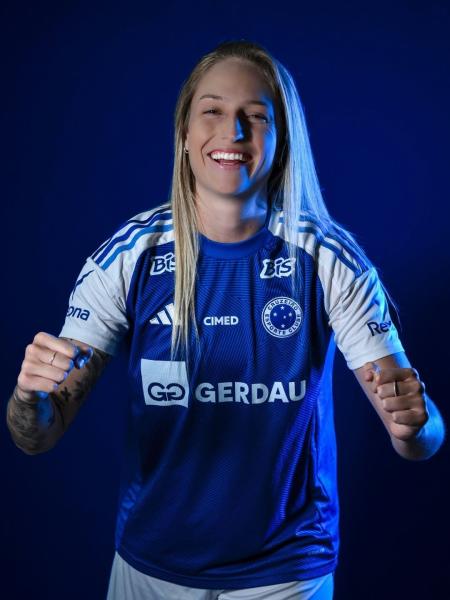 Isa Haas deixou o Cruzeiro para jogar no América, do México