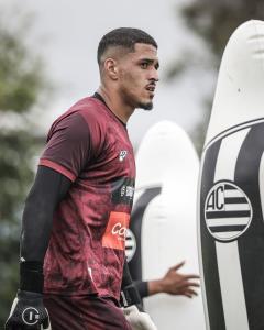 Robert está emprestado pelo Atlético ao Athletic