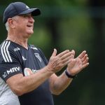 Atlético recebe São Paulo em 'salão de festas' para manter vivo sonho do título
