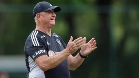 Sob comando de Felipão, Atlético faz grande campanha no returno