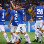 Ex-Cruzeiro provoca Atlético: 'Joguei 17 anos e tenho mais títulos que eles'