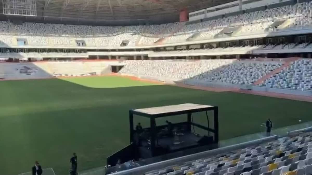 Escudo do Atlético é formado por luz do sol na Arena MRV; torcedores vão ao delírio  