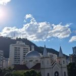 Tempo: confira previsão para o verão, que começa neste domingo (21)
