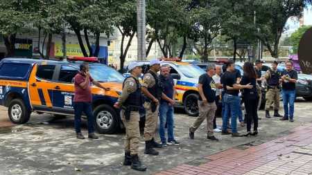Solenidade de abertura ocorreu na manhã desta segunda-feira (18)