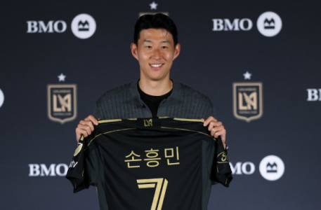 Heung-min Son em apresentação como reforço do Los Angeles FC em agosto de 2025