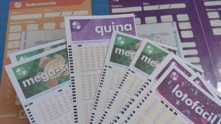 Sonho de ganhar na loteria embala milhões de brasileiros