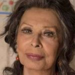 Sophia Loren é internada às pressas e passa por cirurgia após queda