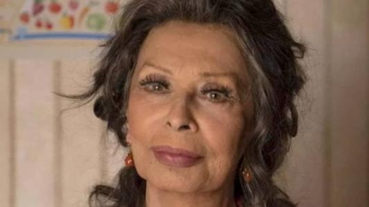 Sophia Loren, atriz de 89 anos, está internada