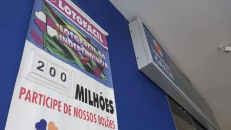 Sortudo vai levar para casa o valor total de R$ R$2.955.552,77; aposta foi feita em casa lotérica na região Leste da capital