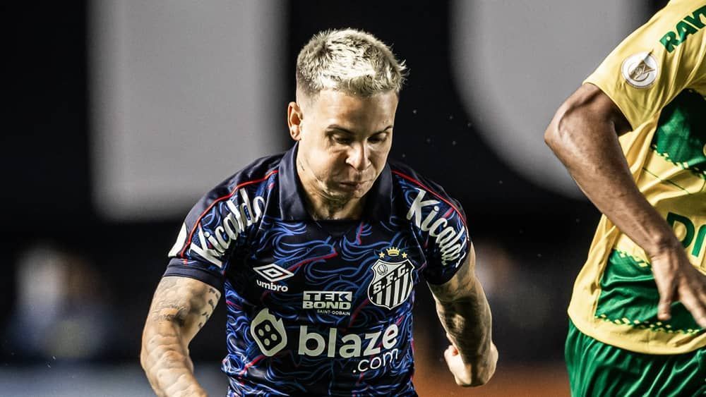 Marcelo Fernandes explica insatisfação de Soteldo em empate do Santos