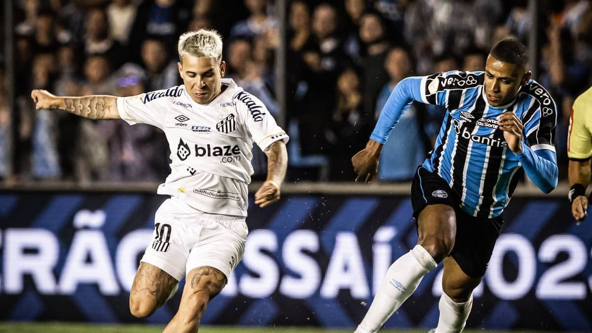 Árbitro relata ter sido xingado por Soteldo em derrota do Santos