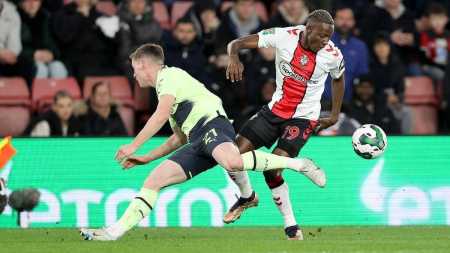 Southampton surpreendeu ao eliminar o Manchester City nas quartas de final da Copa da Liga Inglesa