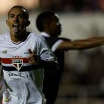 Com gol do meio-campo, São Paulo vence o Botafogo e se garante nas semifinais da Copinha
