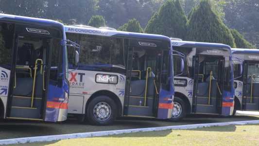 SP: Tarcísio veta projeto que concede passe livre em ônibus para pessoas com deficiência