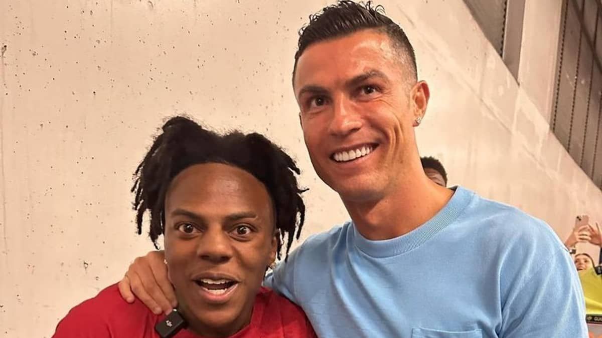 Influenciador encontra CR7, 'enlouquece' e faz comemoração com ídolo