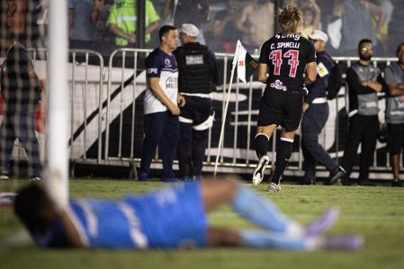 Spinelli já treinou com o elenco, mas está fora do duelo contra o Bahia