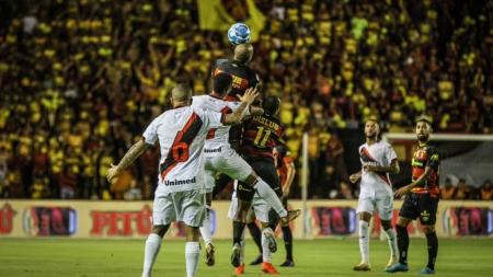 Sport e Atlético-GO fizeram um jogo disputado na Ilha