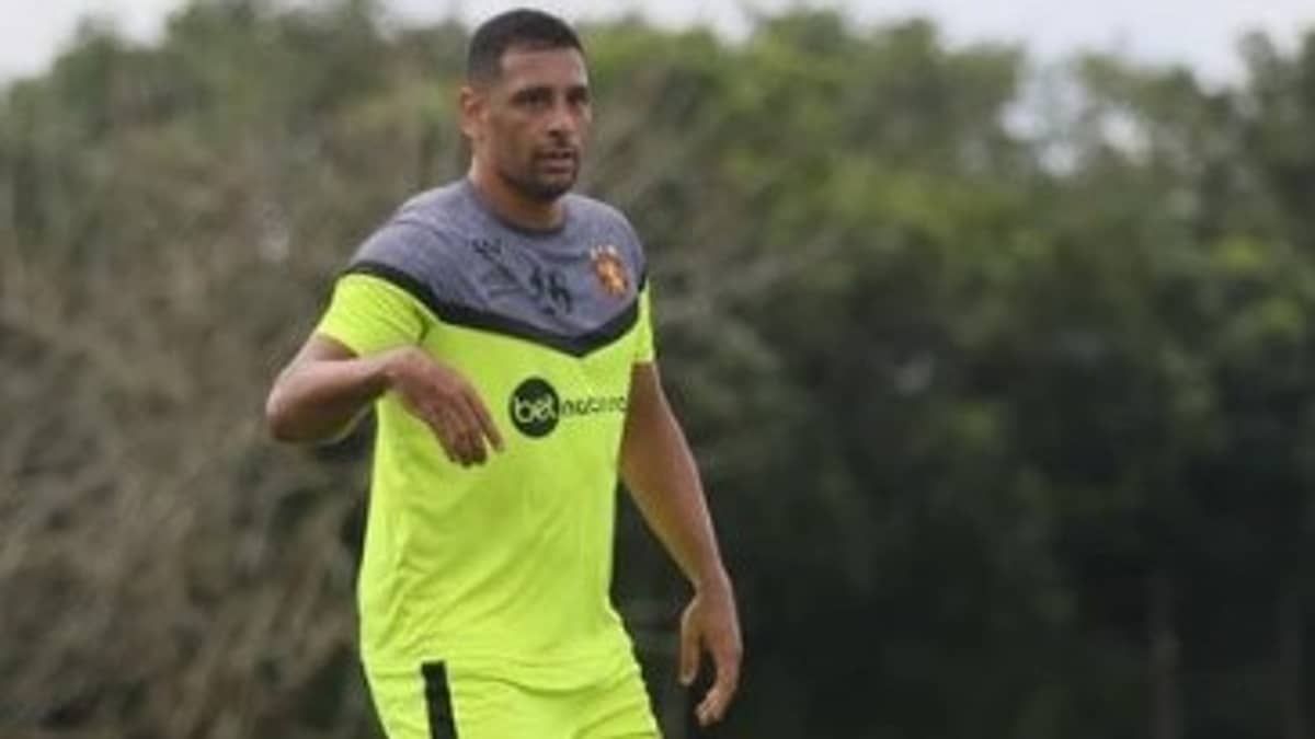 Sport nega atrito de Enderson Moreira com Diego Souza; veja posição do clube