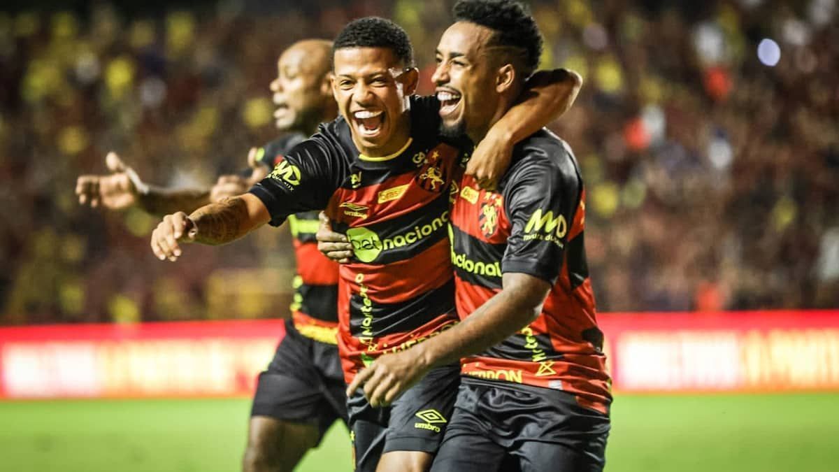 Imbatível na Ilha, Sport supera o Coritiba e avança na Copa do Brasil