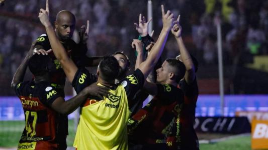 Sport venceu o Ceará com gols de Ronaldo e Juba na Ilha