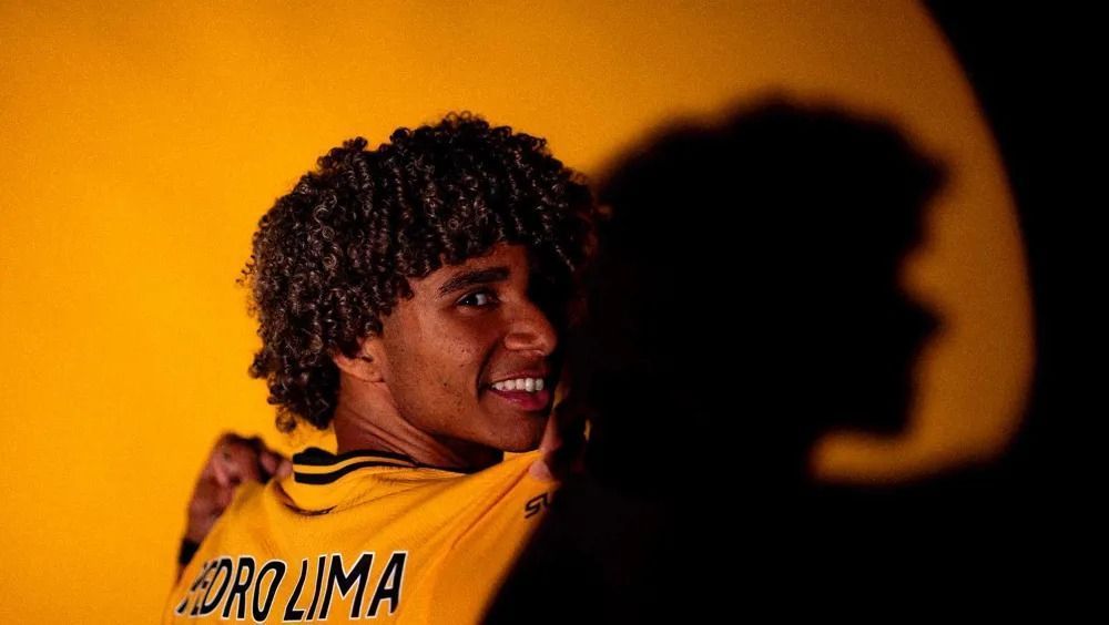 Wolves anuncia contratação de Pedro Lima, ex-Sport, e provoca Chelsea; veja