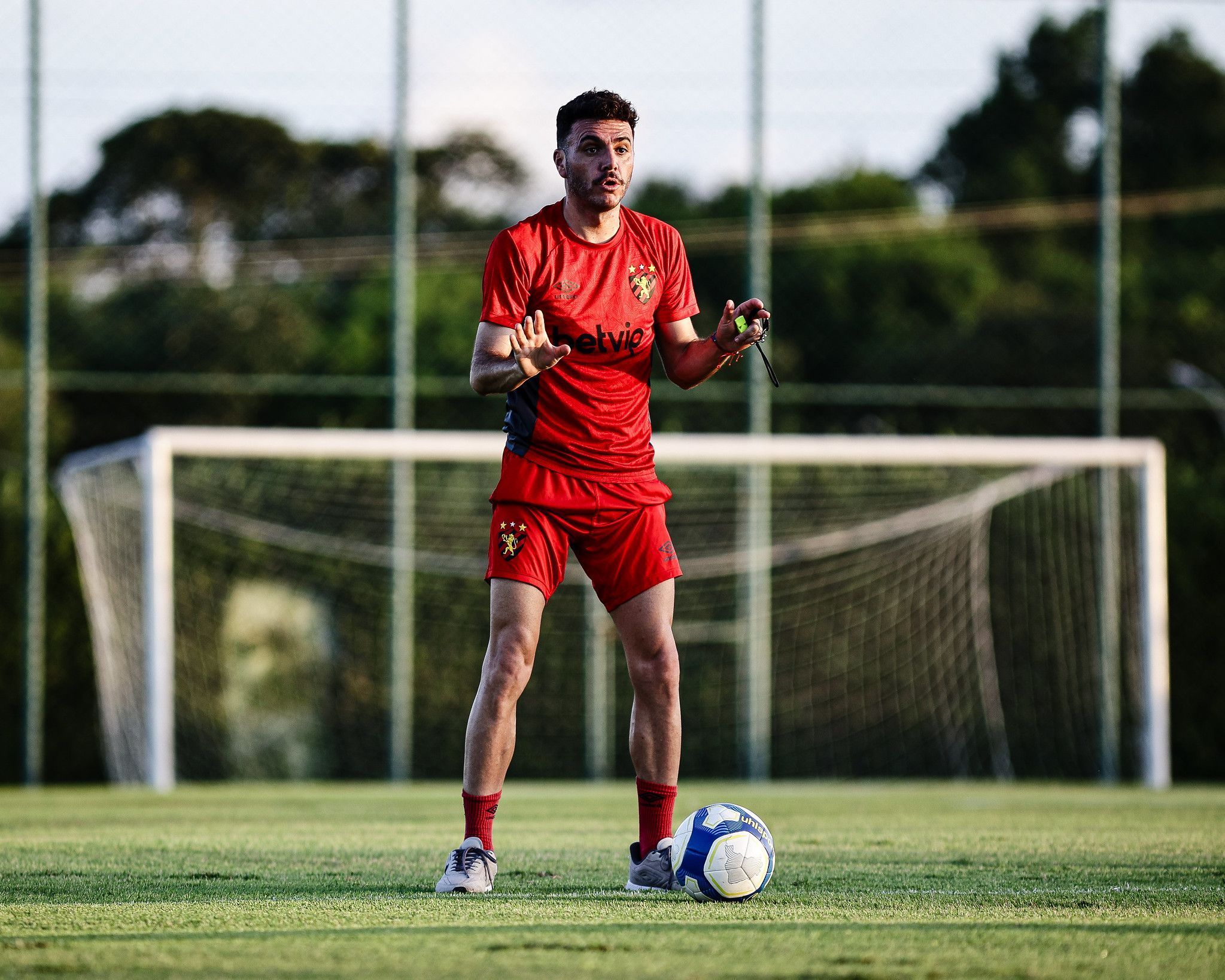 Copa do Brasil: técnico do Sport rasga elogios a Atlético de Milito