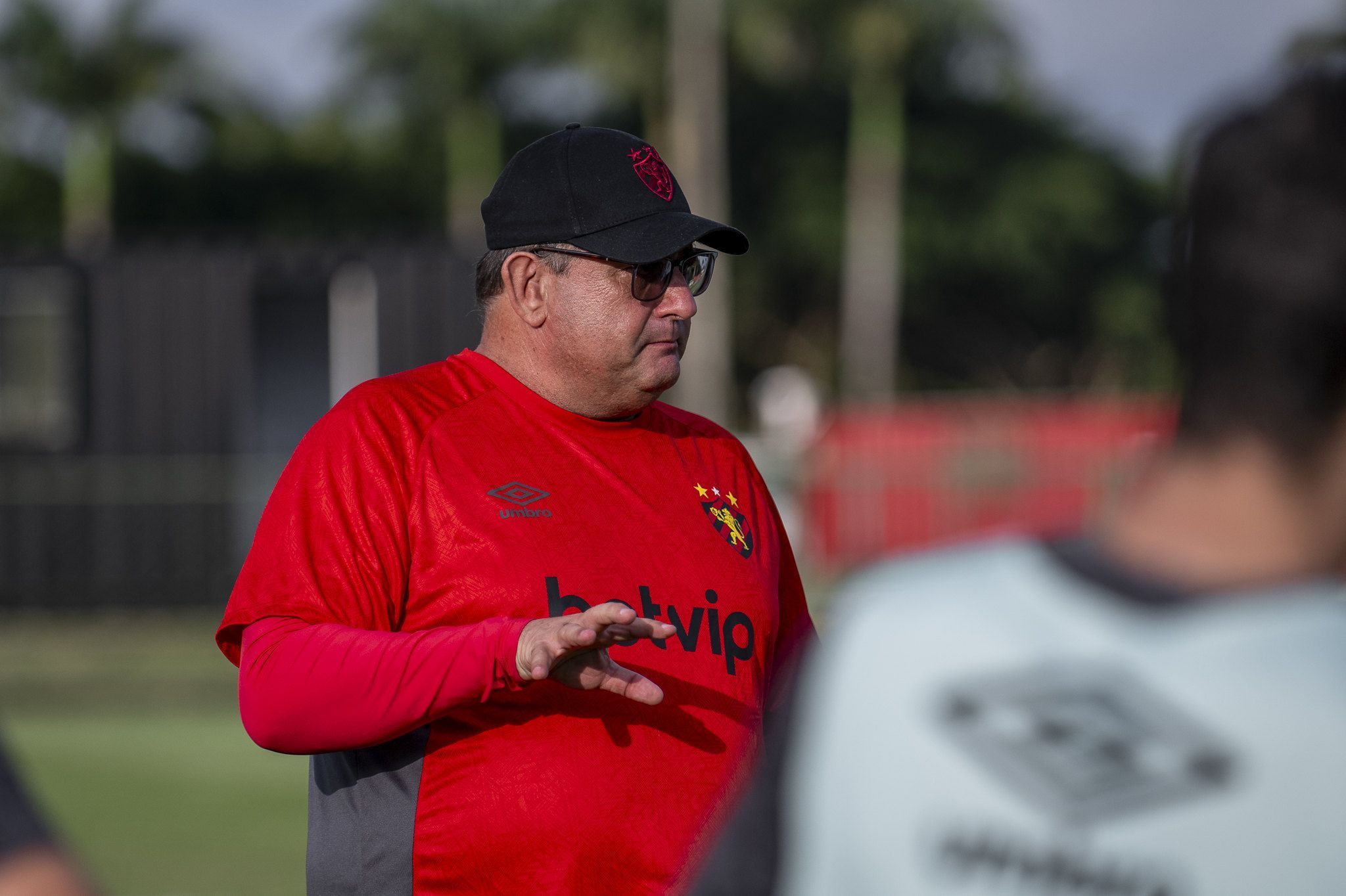 Guto reencontra Coritiba com missão de não deixar Sport se distanciar do G4