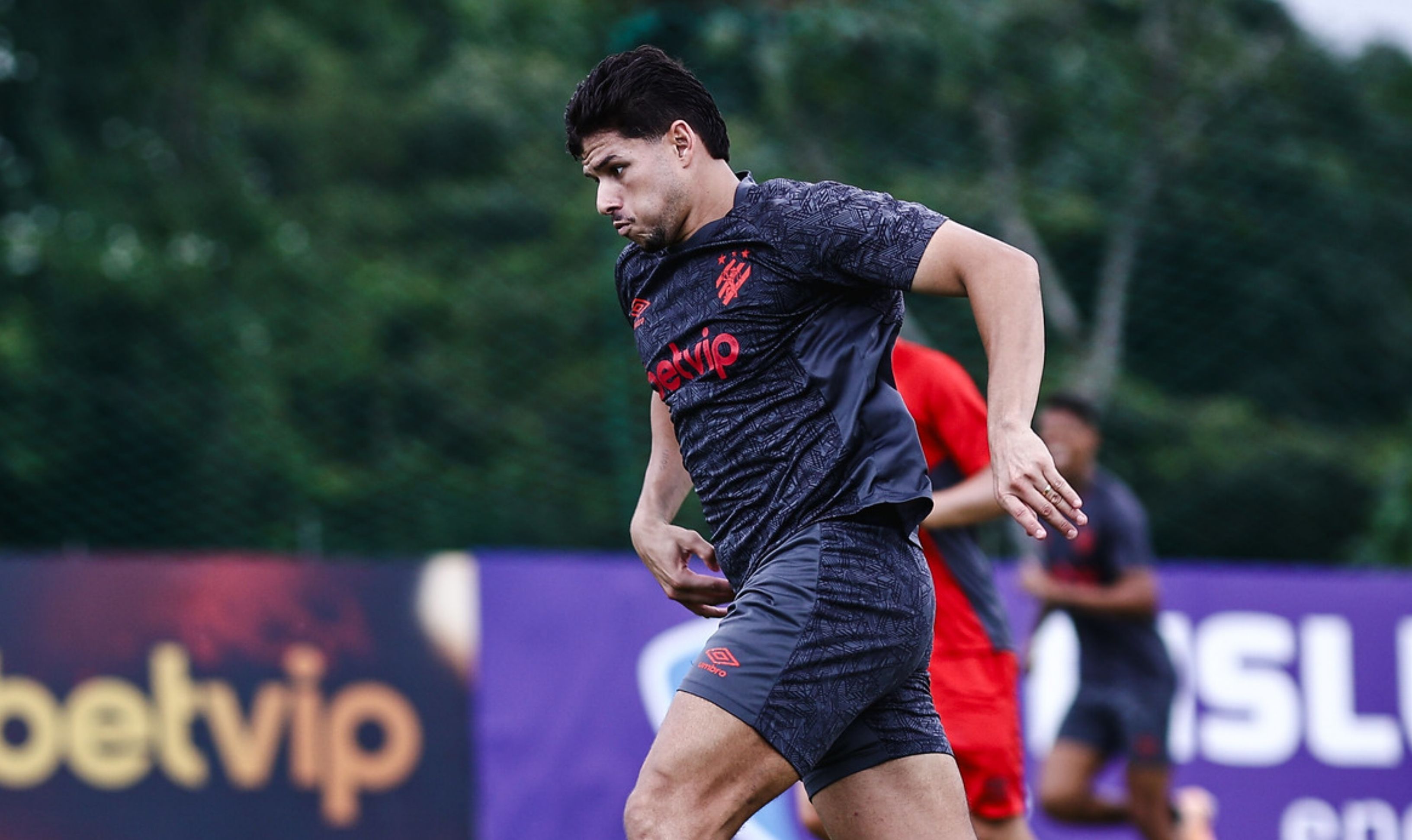 Titular do Sport revela o que espera do trabalho de Pepa